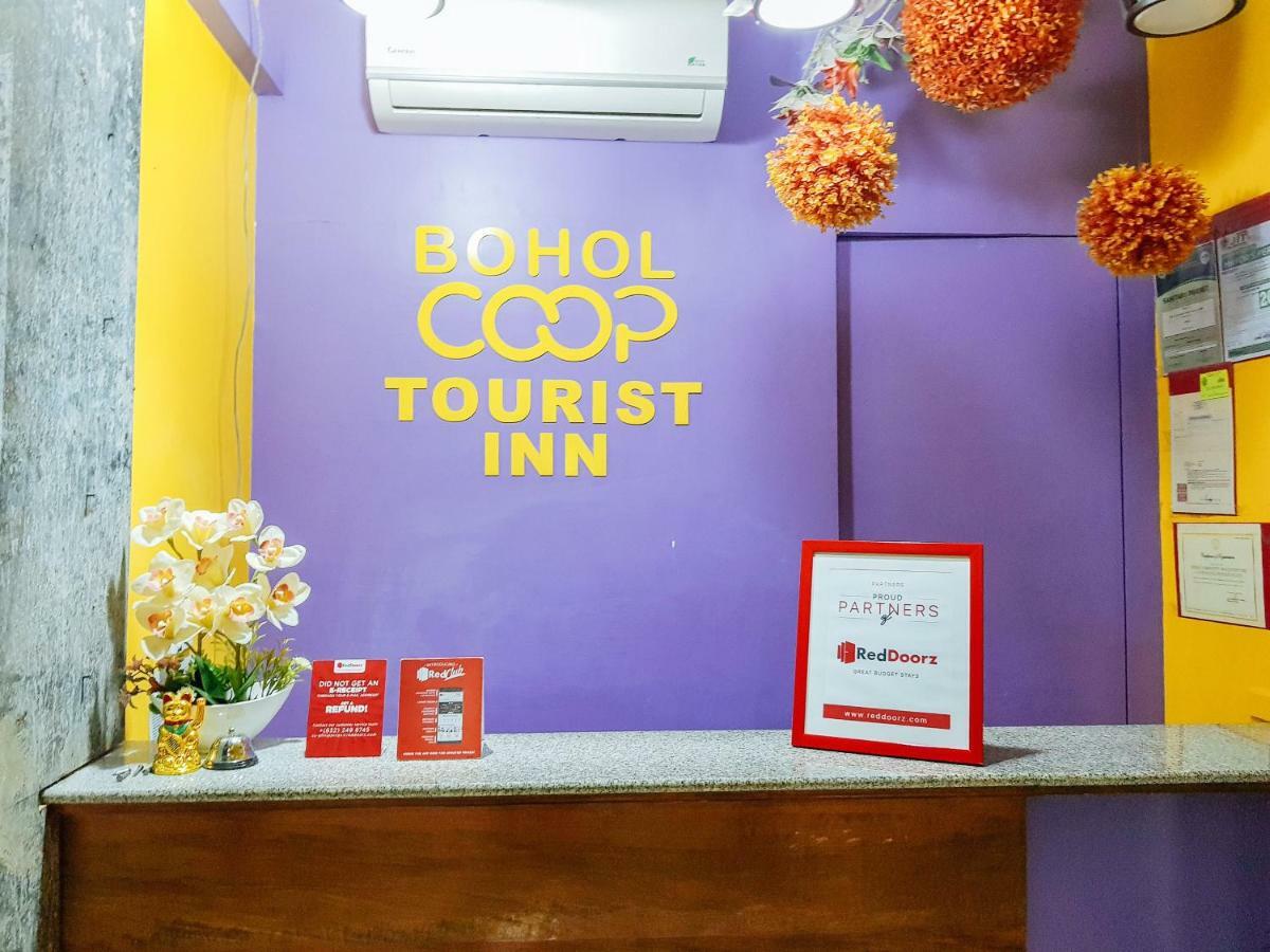 Hotel Reddoorz Near Ramiro Community Hospital Totolan Zewnętrze zdjęcie