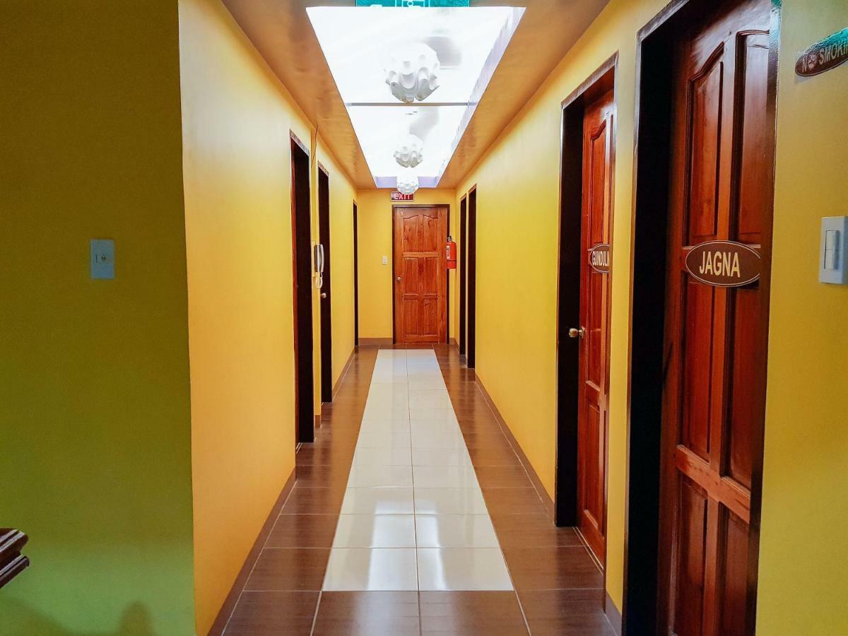 Hotel Reddoorz Near Ramiro Community Hospital Totolan Zewnętrze zdjęcie