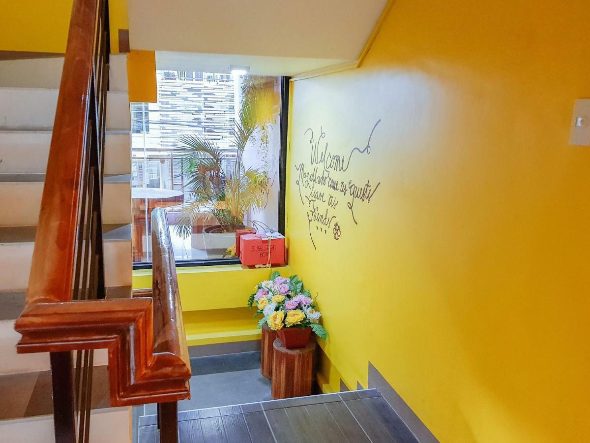 Hotel Reddoorz Near Ramiro Community Hospital Totolan Zewnętrze zdjęcie